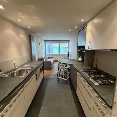 Cosy 2 Bedroom Near Indi-beach Club Bar * Knokke-Heist